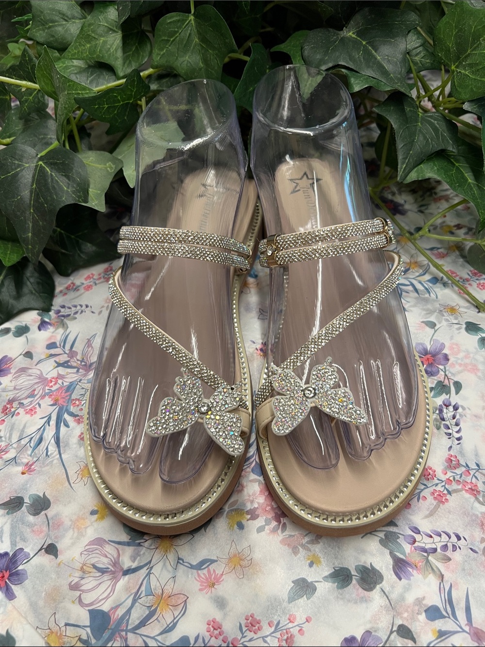 NWT-Crystal Butterfly Embellished Women's Sandals - Nude